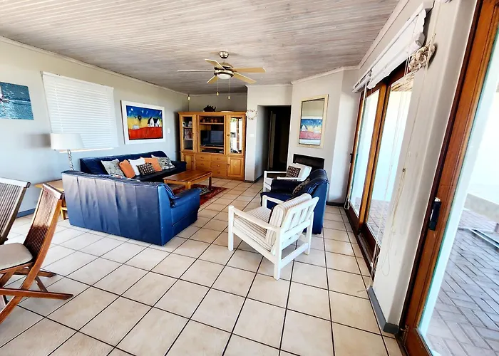 Beach Front Beach House 10 Golden Mile