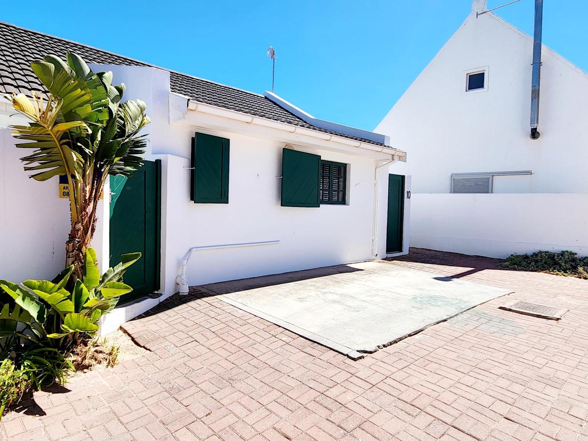 Front House 10 Golden Mile St Helena Bay