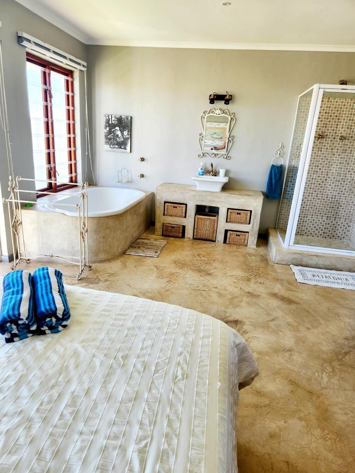 Front House 10 Golden Mile * St Helena Bay